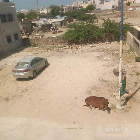 Dwarka Home Stay 2 Only Family المظهر الخارجي الصورة