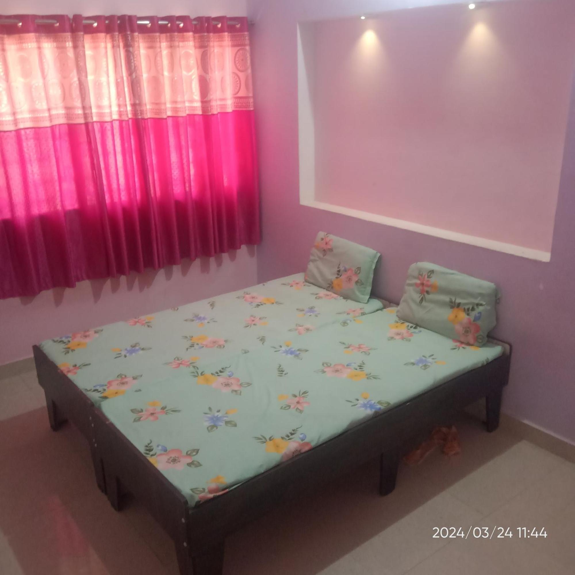 Dwarka Home Stay 2 Only Family الغرفة الصورة