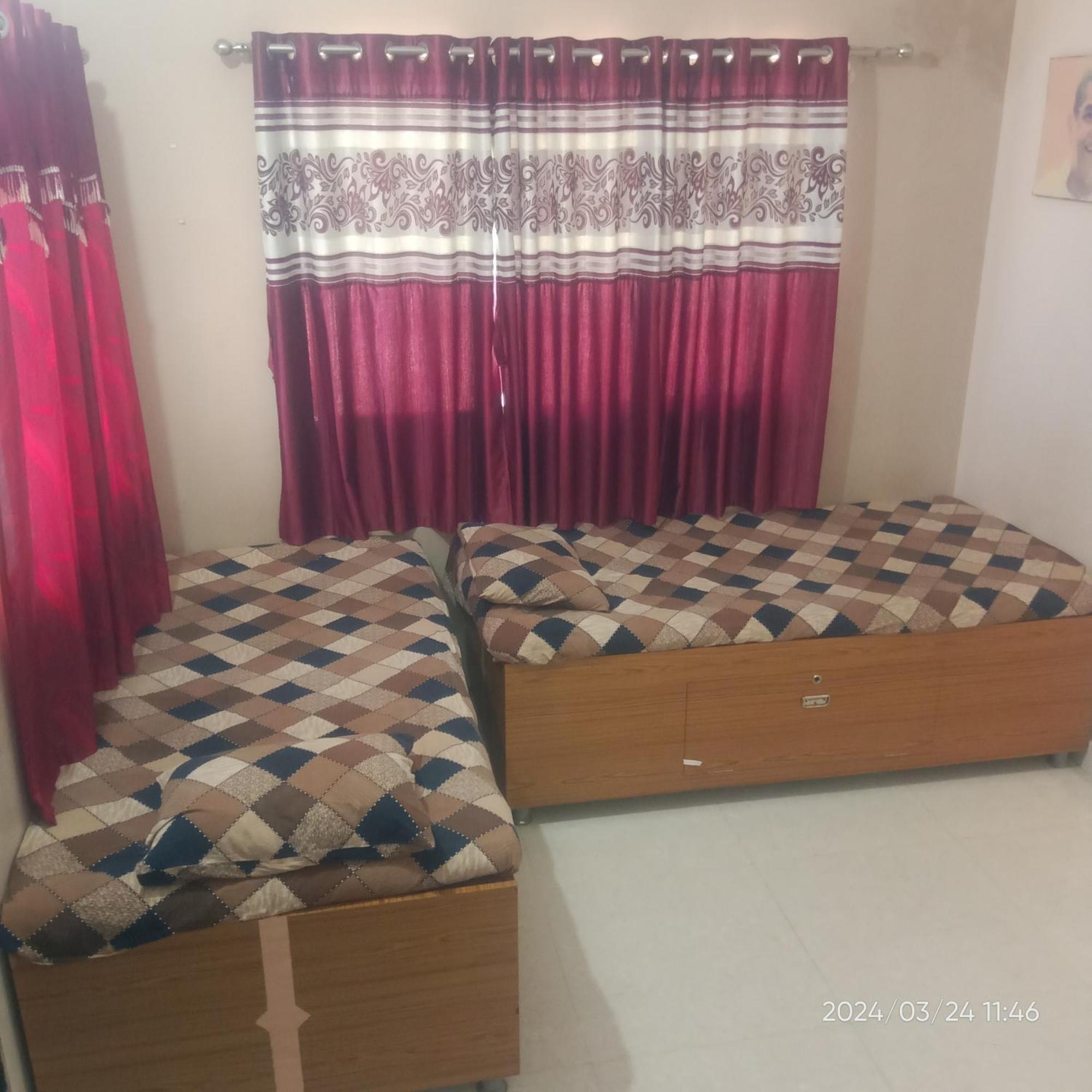 Dwarka Home Stay 2 Only Family الغرفة الصورة